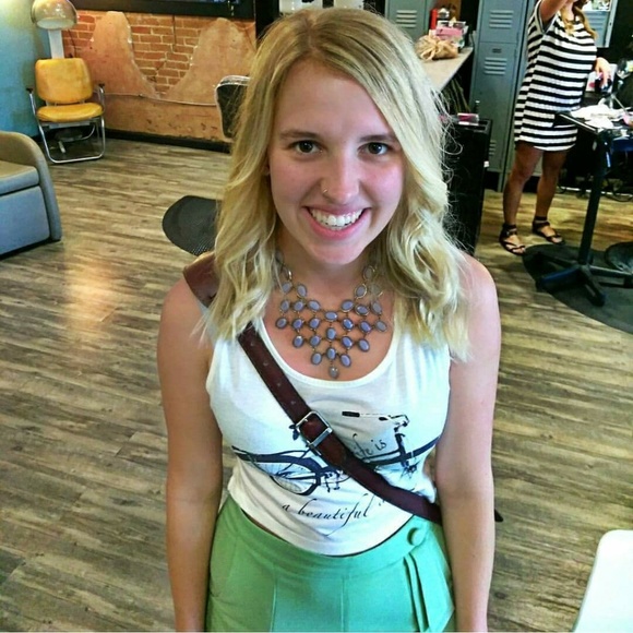 Meet your Posher, Mackenzie - Picture 3 of 3